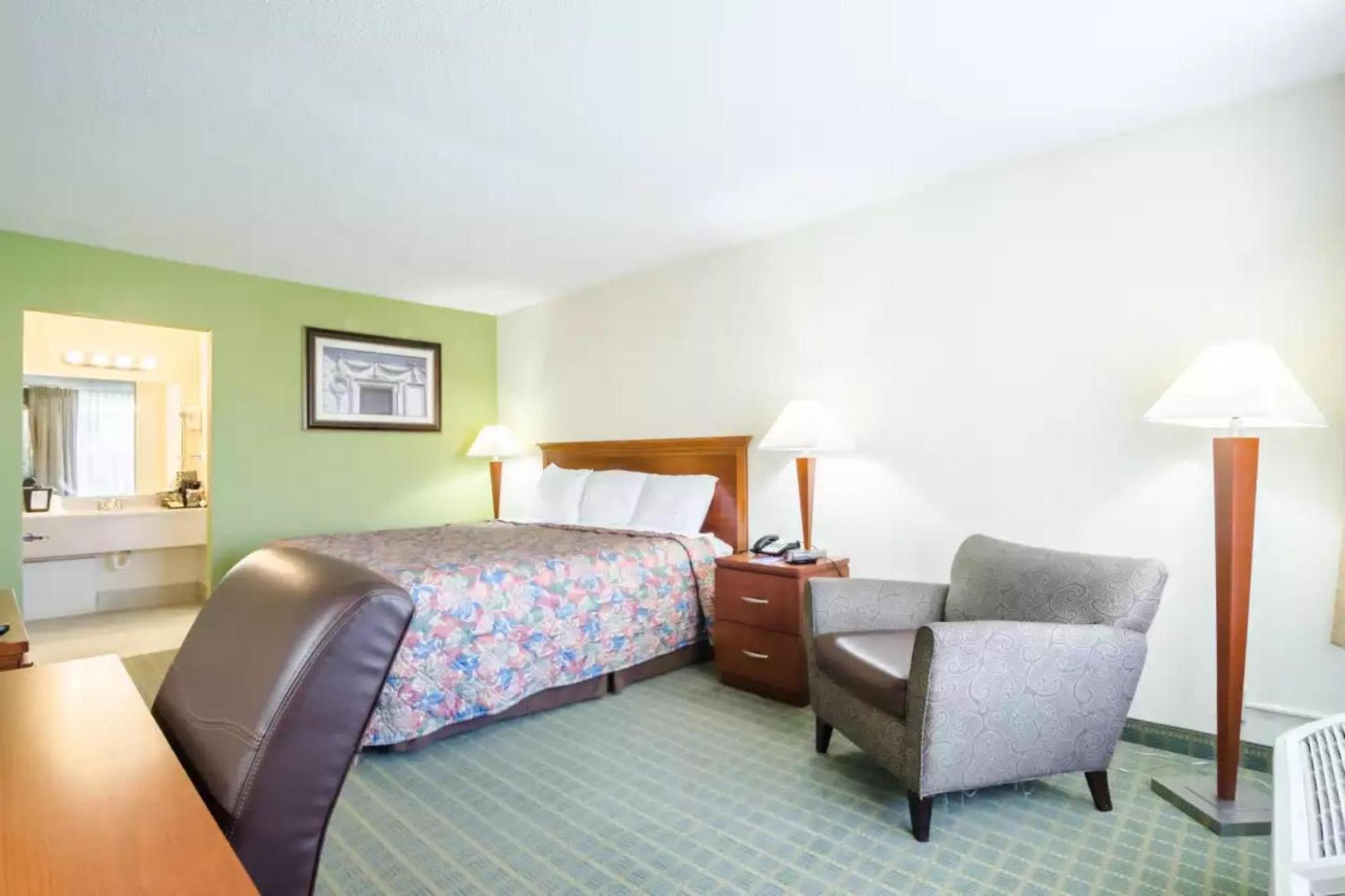 Oyo Hotel Greensboro East I 40 Εξωτερικό φωτογραφία