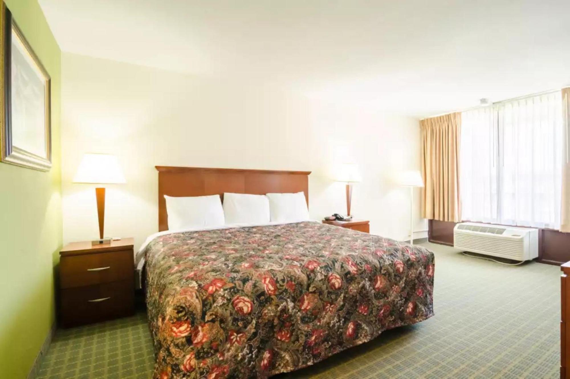 Oyo Hotel Greensboro East I 40 Εξωτερικό φωτογραφία