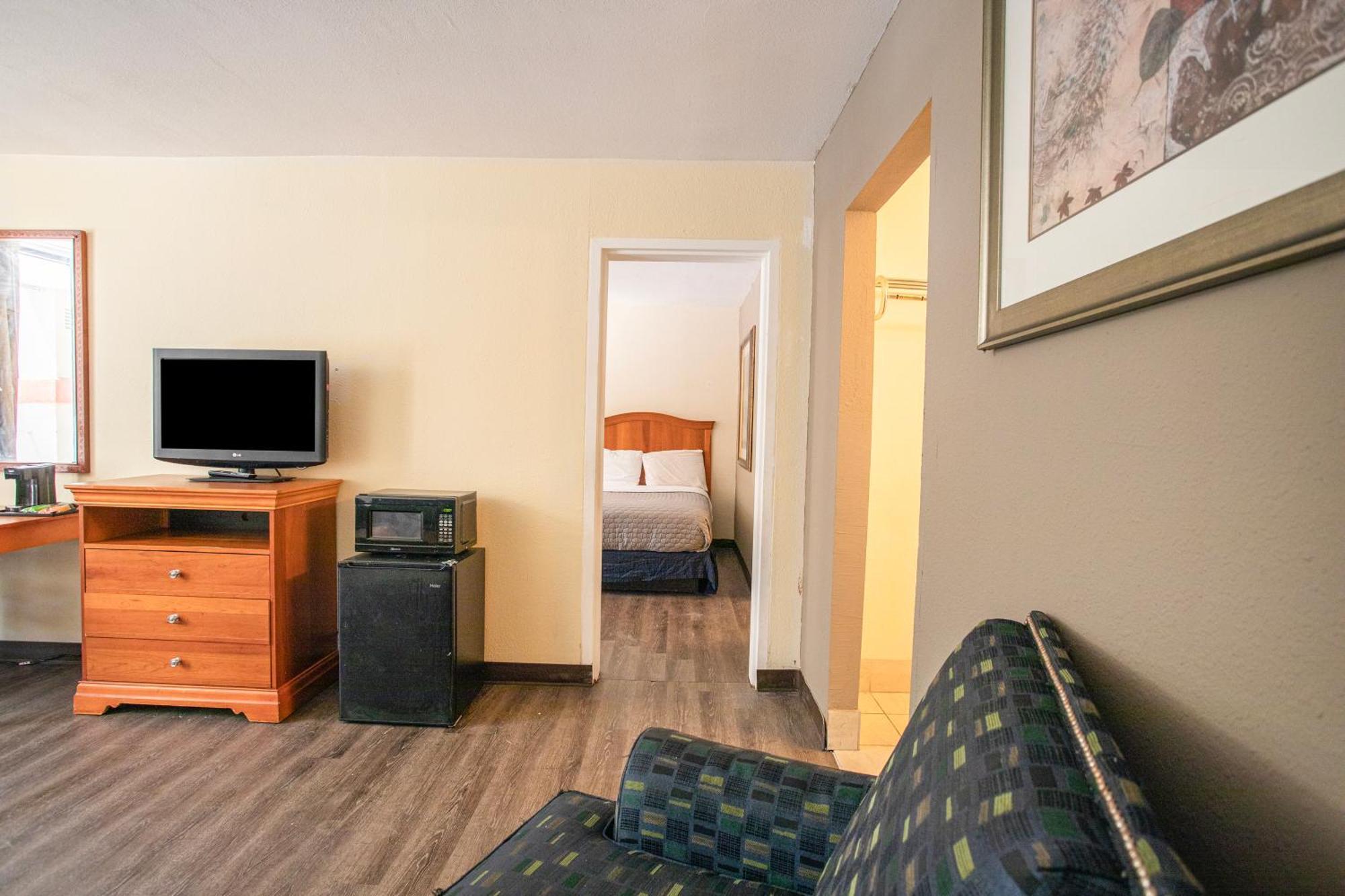 Oyo Hotel Greensboro East I 40 Εξωτερικό φωτογραφία