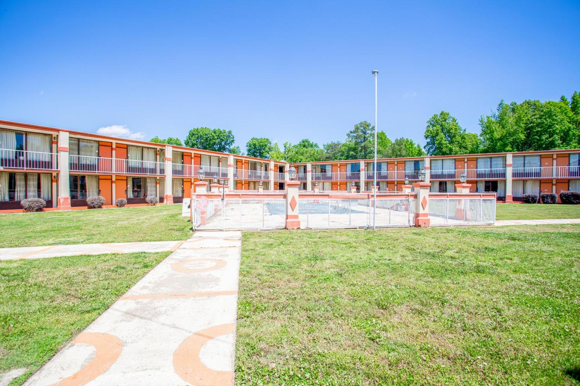 Oyo Hotel Greensboro East I 40 Εξωτερικό φωτογραφία